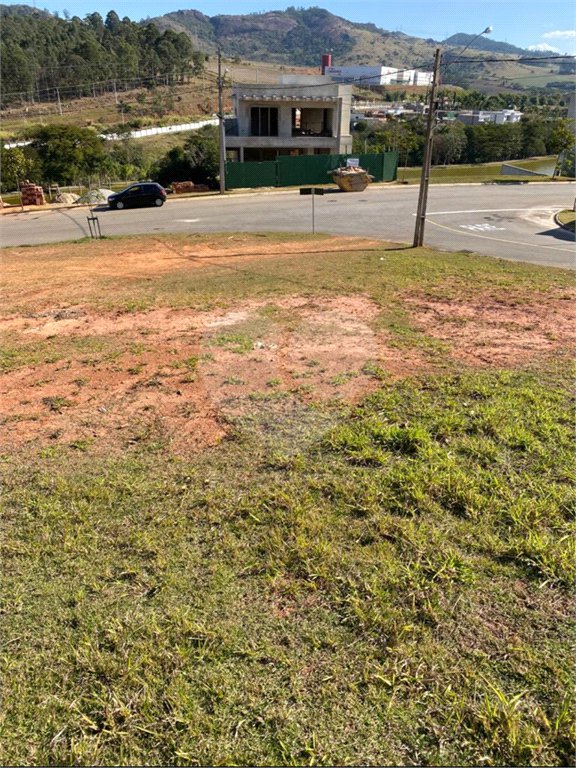Terreno em Bragança Paulista condomínio fechado alto padrão 547 m² com projeto aprovado e pronto para construir