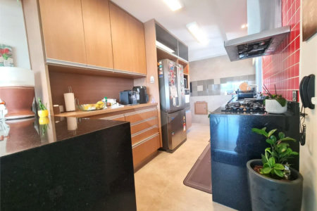 Apartamento à venda com 4 quartos, sendo 3 suítes, em Jardim Marajoara, São Paulo, SP