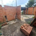 Casa térrea no Prolongamento Jardim das Torres.