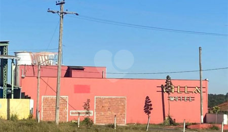 Terreno à venda com 25 suítes em Jardim São João Batista, São Carlos, SP
