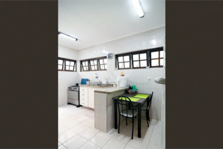 Casa para venda e locação no Campo Belo de 120M² com 3 dormitórios, 1 suíte e 3 vagas
