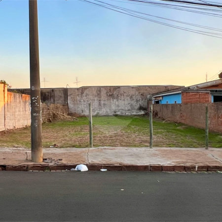 Terreno a venda na vila Brasília
