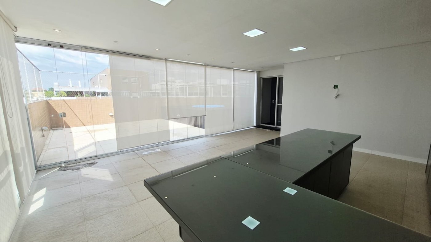COBERTURA DUPLEX DE ALTO PADRÃO NA VILA SÃO FRANCISCO | 233 m²