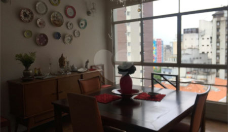 Apartamento à venda com 3 quartos, sendo 1 suíte,  em Santa Cecília, São Paulo, SP