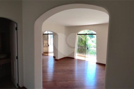 Apartamento de 3 dormitórios à Venda - Jardim Bethânia