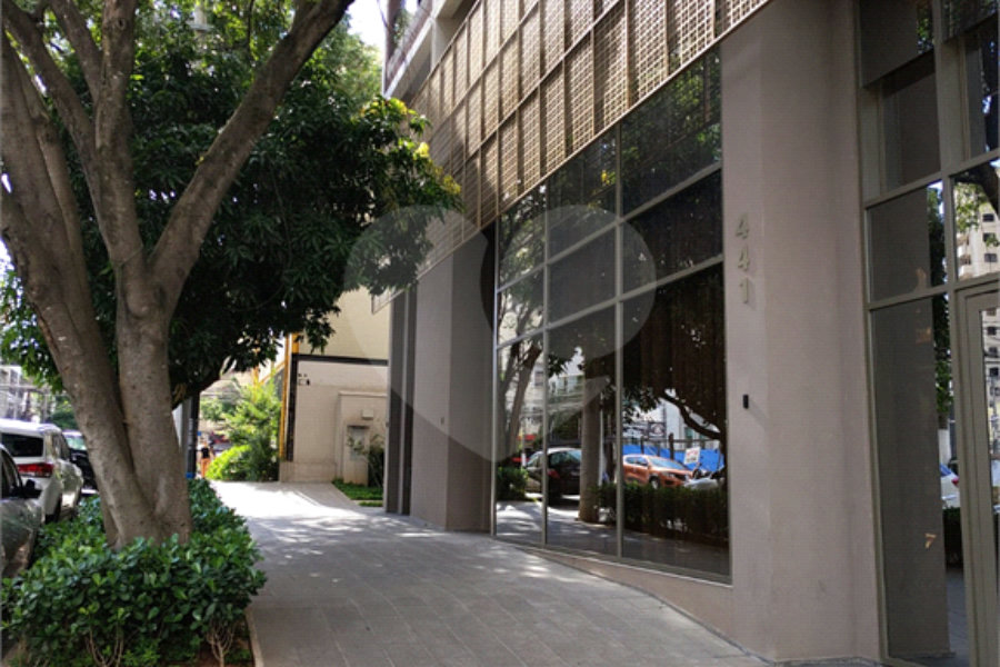 Apartamento Novo à Venda no Paraíso com 35m², Suíte e Próximo ao Metrô