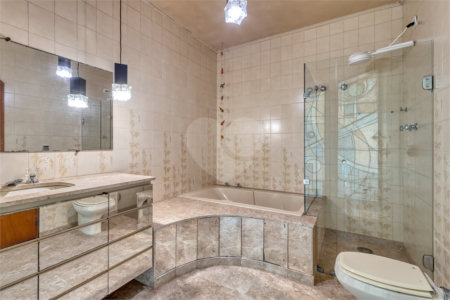 Casa com piscina a venda Laguinho de Interlagos