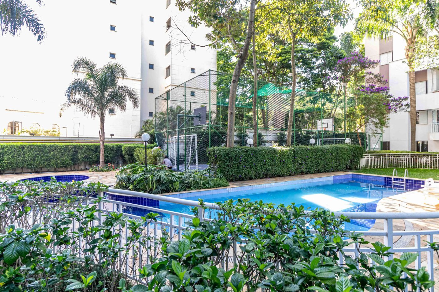 Apartamento à venda com 3 quartos, sendo 1 suíte,  em Jardim Esmeralda, São Paulo, SP