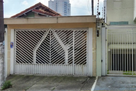 Casa térrea com duas edículas para venda - Saúde, SP.