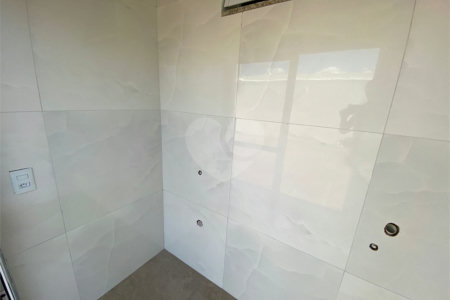 Casa térrea com piscina para venda no Residencial Arcoville