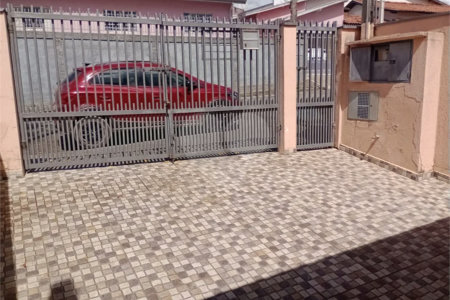 Casa à venda ou para alugar com 2 quartos, sendo 1 suíte, em Jardim São José, São Roque, SP