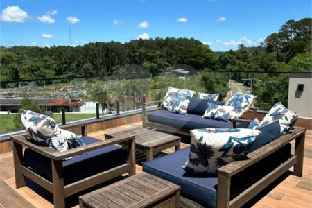 Belíssima Casa à venda com 453m², 4 suítes e 5 vagas de garagem em Atibaia!!!!