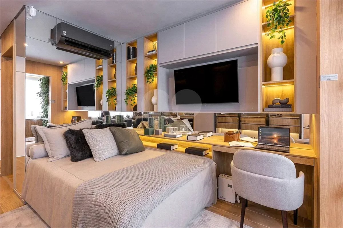 Uma região encantadora com diversos lugares para explorar. Em um terreno com mais de 6 mil m² de área, contará com 3 torres em 2 condomínios independentes e exclusivos. 850m do metrô Butantã. Apartamento andar alto, 1 dormitório. 1 vaga de garagem. DIVERSÃO: Espaço gourmet, brinquedoteca, churrasque