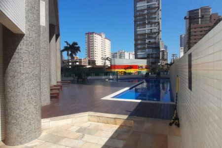 🏖️ BELO APARTAMENTO NO CORAÇÃO DA VILA CAIÇARA – PERTINHO DA PRAIA!