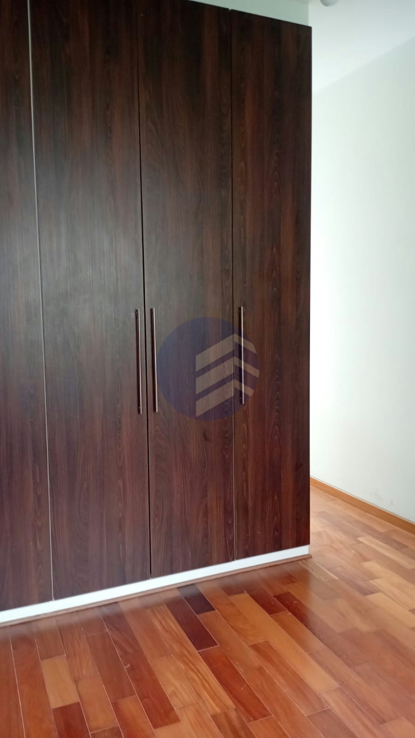 Sobrado residencial/comercial para alugar com 4 quartos, sendo 1 suíte, em Parque Ipê, São Paulo - SP