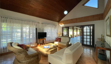 Casa à venda com 6 quartos, sendo 1 suíte, em Riviera de São Lourenço, Bertioga, SP