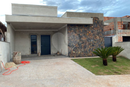 Casa Térrea no Condomínio Residencial Valencia Ilha Turia.