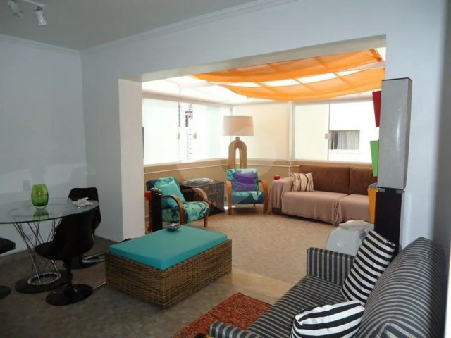 Apartamento à venda com 3 quartos, sendo 1 suíte,  em Moema, São Paulo, SP
