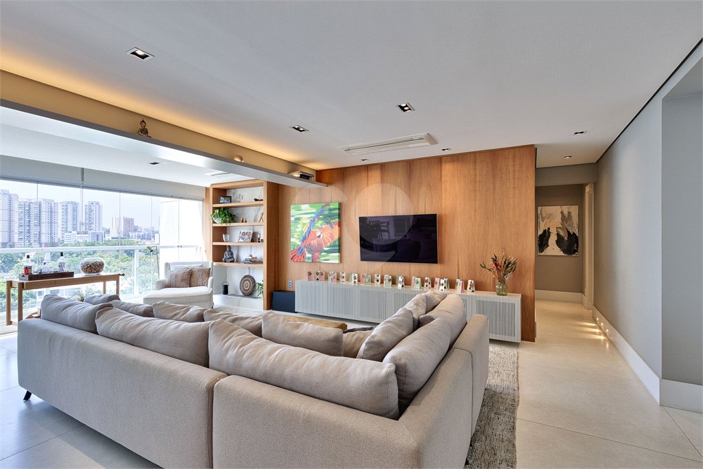 Apartamento à venda com 3 suítes em Chácara Santo Antônio (zona Sul), São Paulo, SP