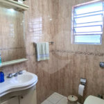Excelente Sobrado eom ótima localização. Venha fazer uma visita.