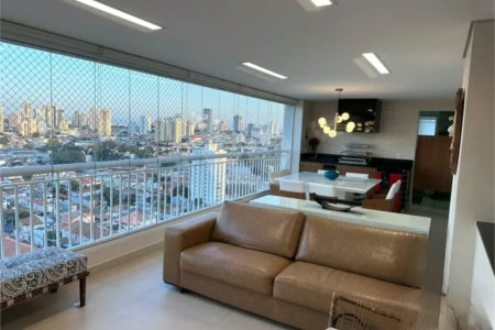 Aptº venda Mooca, 149m², andar alto, 4 dorms, 3 suítes, 2 vagas, varanda gourmet, ar condicionado.