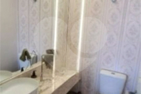 Apartamento com 105m² , 2 dormitórios , sendo 2 suítes , 2 vagas , à venda no Brás.