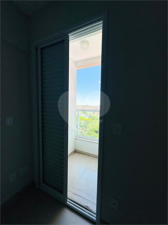 Apartamento com 2 dormitórios, sendo 1 suíte