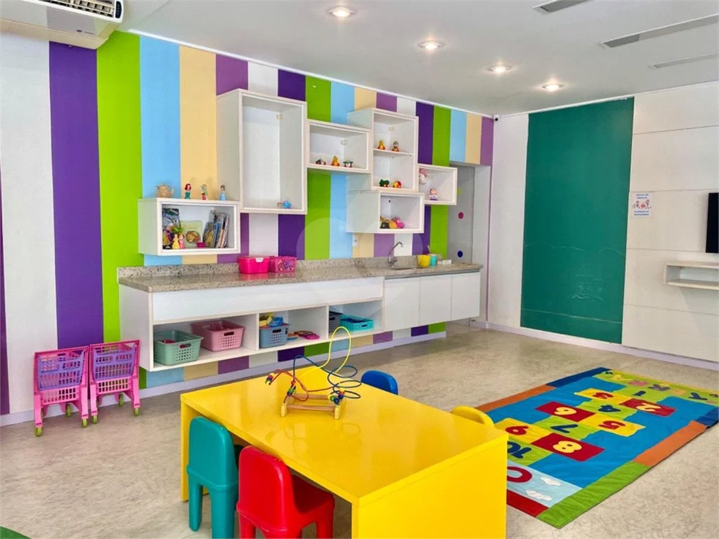 Apartamento à venda com 3 suítes em Riviera de São Lourenço, Bertioga, SP