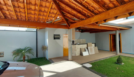 Casa à venda com 3 quartos, sendo 1 suíte,  no condomínio Residencial Mônaco, Piracicaba - SP