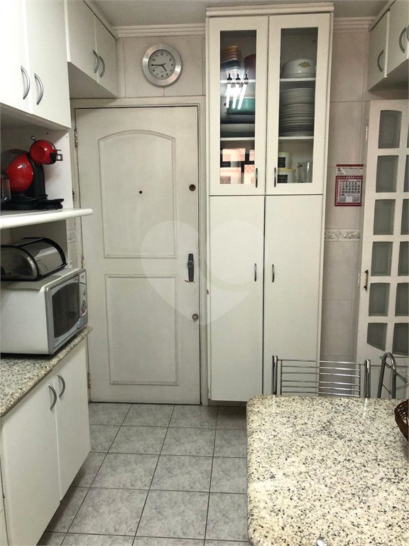Apartamento com 3 dormitórios, Bairro Saúde,, Muito proximo do metro São Judas e da Igreja!