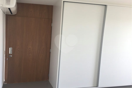 EXCELENTE APARTAMENTO PARA LOCAÇÃO NO ITAIM BIBI, 70 M2, 1 SUITE, 2 BANHEIROS, 2 VAGAS
