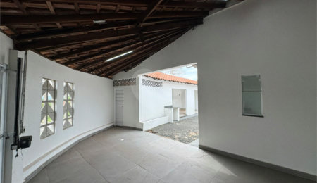 Casa à venda com 3 quartos, sendo 1 suíte,  em Parque Primavera, São Carlos, SP
