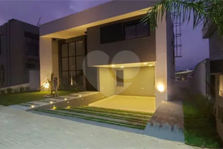 SOBRADO A VENDA EM CONDOMINIO FECHADO, URBANOVA, 4 DORMITORIOS, 4 VAGAS DE GARAGEM, SJC/SP