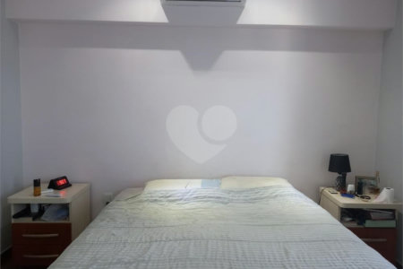 Sobrado à venda com 5 quartos, sendo 3 suítes, em Residencial Jatobás, Louveira, SP