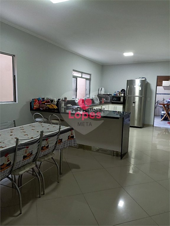 CASA À VENDA RESIDENCIAL ANA MARIA 192m², 3 DORMITORIOS, 1 SUITE, 2 VAGAS DSÃO JOSÉ DOS CAMPOS/SP