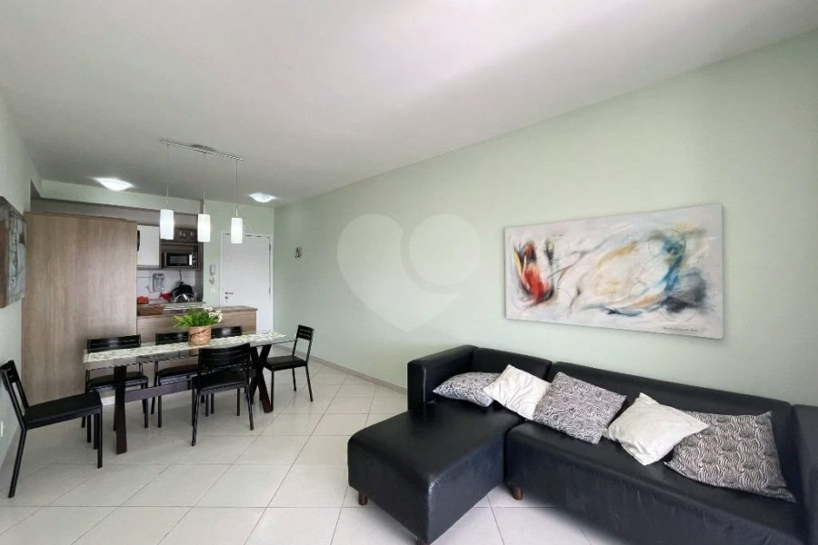 Apartamento à venda com 3 quartos, sendo 1 suíte, em Riviera de São Lourenço, Bertioga, SP