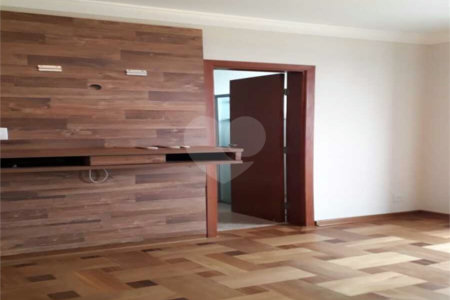 Lindo Apto Edifício Raquel Venda com Sacada gourmet.com 03 dormitórios 01 suíte