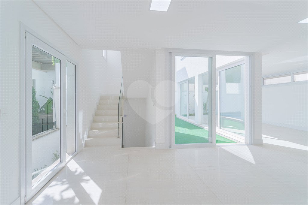 Casa à venda com 4 suítes no condomínio Villagio Quadrifolio, São Paulo - SP