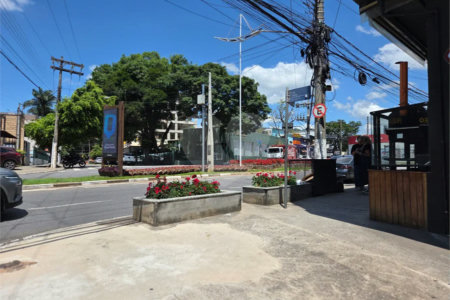 Em bairro nobre está o seu maravilhoso lote em Atibaia, Venha conhecer.