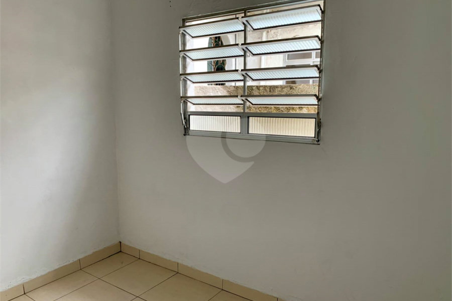 Sobrado de 150m2 com 4 dormitórios e 1 vaga à venda na Chácara Inglesa