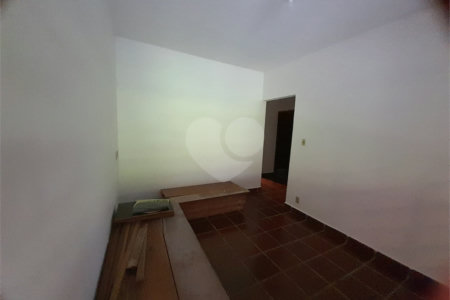 Casa à Venda no Residencial Samambaia – 200 m² de Área Construída