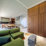Indaiatuba - Condominio Villa Sapezal - 318 m² de Terreno - 230 m² de Área Construída - 3 suítes, sendo 1 Master com closet planejado - Sala de TV - Sala de estar integrada à Sala de jantar - Cozinha com móveis planejados - Despensa - Escritório planejado - Lavabo - Piscina com preparação para aquec