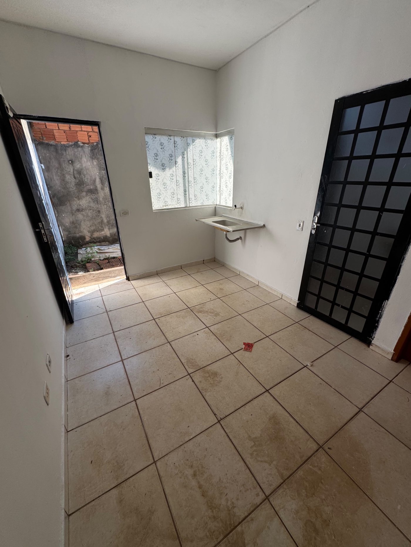 Kitnet para alugar com 1 quarto em Jardim Planalto, Três Lagoas, MS