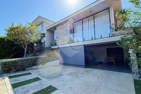 Indaiatuba - HOME DESIGN - Casa Térrea - Condomínio Paradiso - 420 m² de terreno - 307,19 m² de área construída - 3 suítes completas, sendo 1 master com closet planejado e banheira de imersão - Sala de TV reversível para 4ª suíte - Sala de estar ampla e varanda gourmet integrada - Cozinha com móve