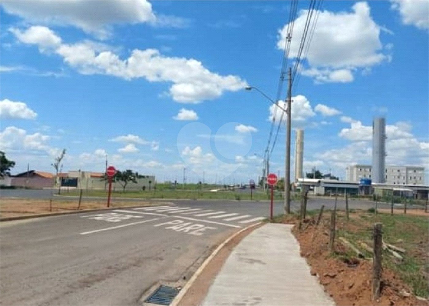 Loteamento no Residencial Arcoville.