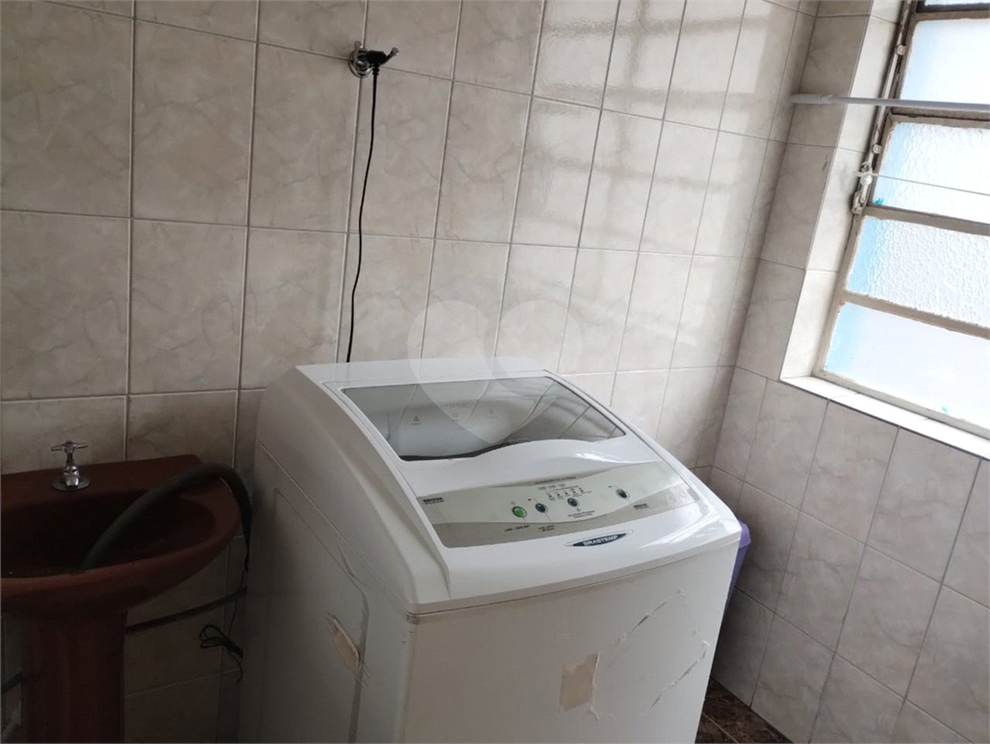 Apartamento 2 dormitórios sendo uma suíte próximo as estações Anhangabaú, Bela Vista e do metrô