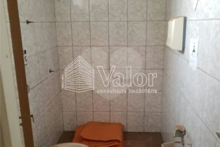 Casa Térrea com 2 dormitórios.
