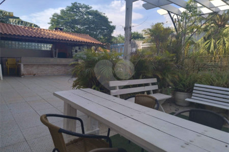 Sobrado à venda com 4 suítes em Chácara Flora, São Paulo, SP