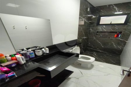 Casa 3 quartos 3 suítes Faixa Azul com piscina aquecida