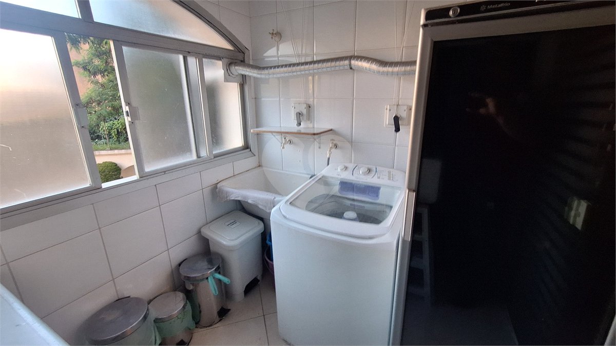 Apartamento a venda em Perdizes, 3 dormitórios, sendo 2 suítes e 2 vagas de garagem